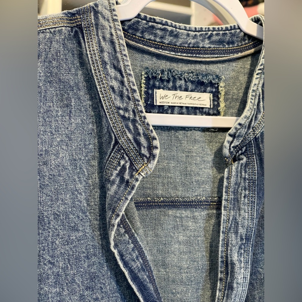 FREE PEOPLE Oversized Jade Blue Denim Top | Stylish Layering | Elevated Casual - Picture 7 of 16